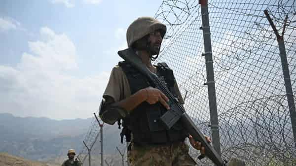 Pakistan soldier
