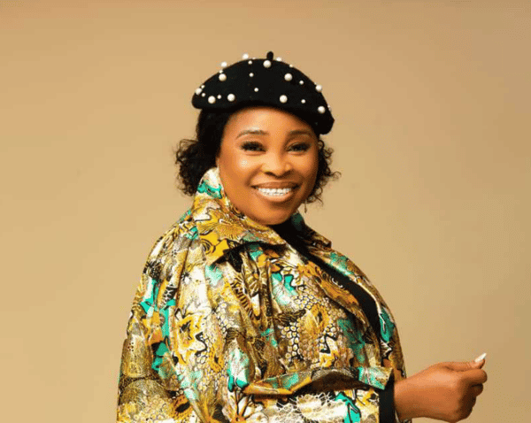 Tope Alabi
