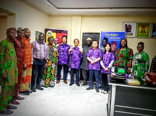 2bd90090-6903-4ee5-842a-16d0a0b749f7