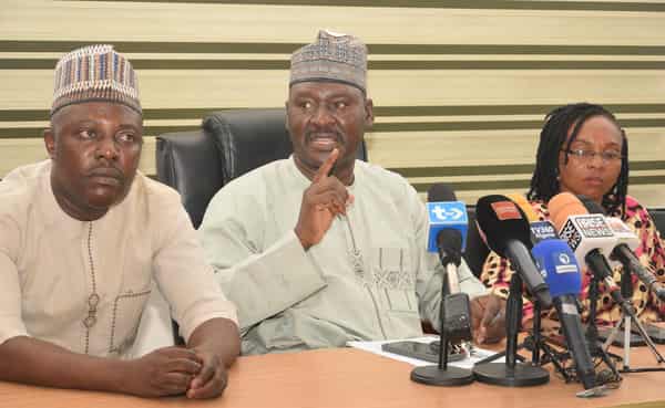 Page 9 Photo 08-04-25