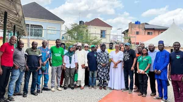 Participants at the SRADEV