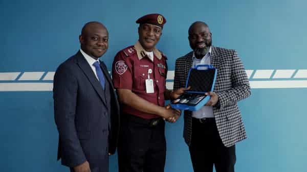 Pernod-Ricard-Gift-Pix-3-scaled