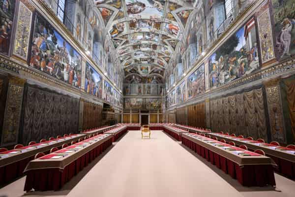 VATICAN-RELIGION-POPE-CONCLAVE-SISTINE