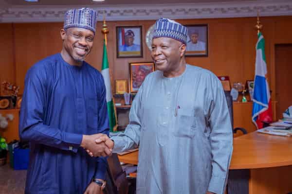 Nuhu and Gov
