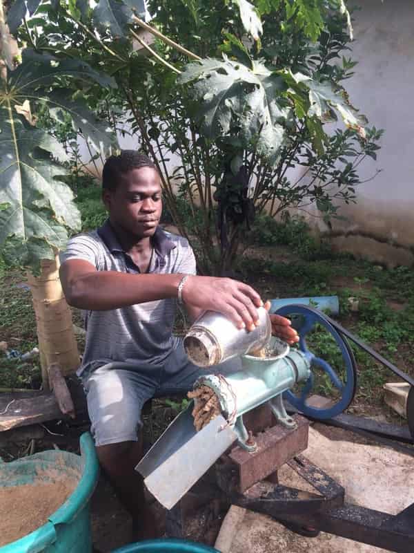 WhatsApp Image 2025-08-24 at 16.33.05