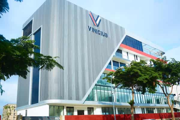 vinicius international