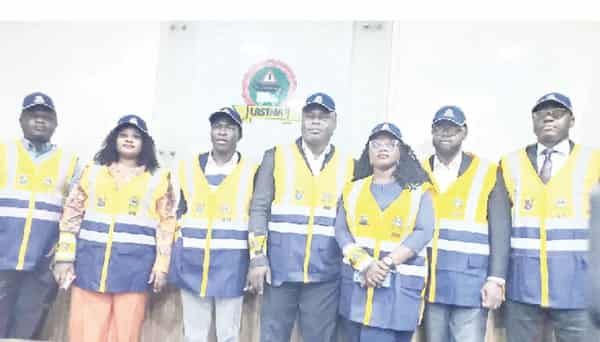 LASTMA-inducts-media-mayors-768×439