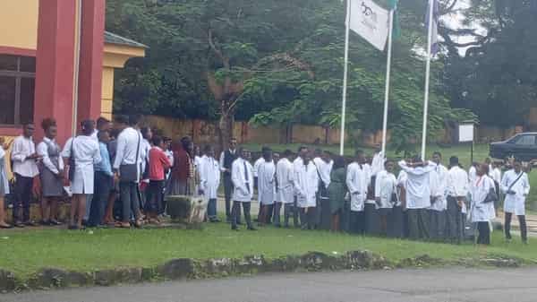 Students protest over UNICAL pharmacy accreditation delay