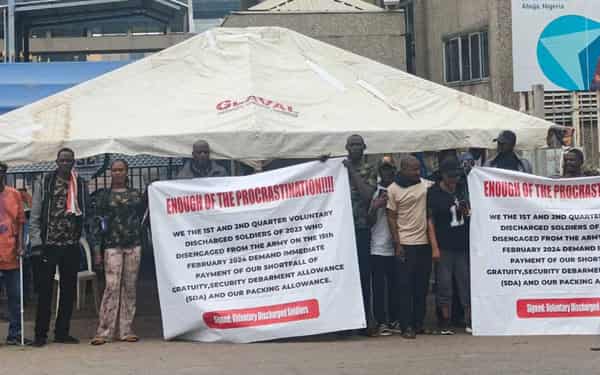 The-ex-soldiers-during-the-protest