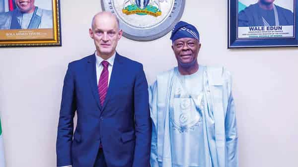 Minister of Finance and Coordinating Minister of the Economy, Wale Edun (right