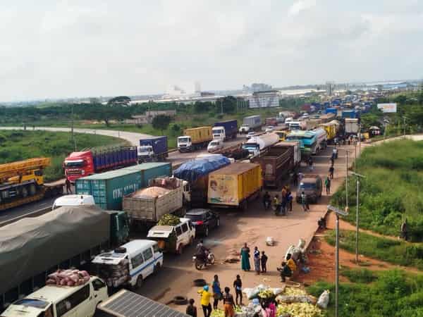 Lagos-Ibadan Expressway gridlock