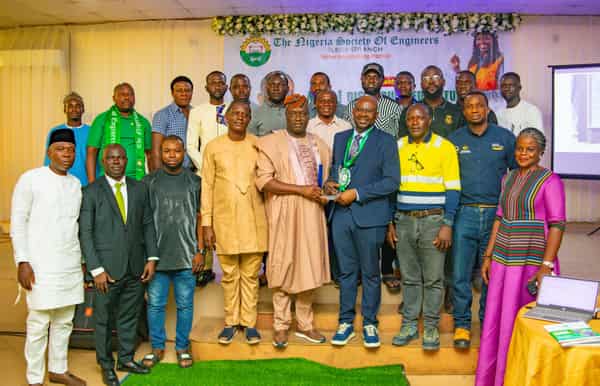 SROL Team receiving Distinguished Corporate Award” by the Nigerian Society of Engineers (NSE), Ilesa Branch
