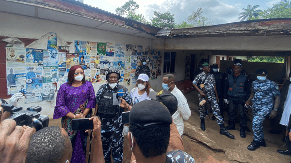 Security operatives and government officials during the raid