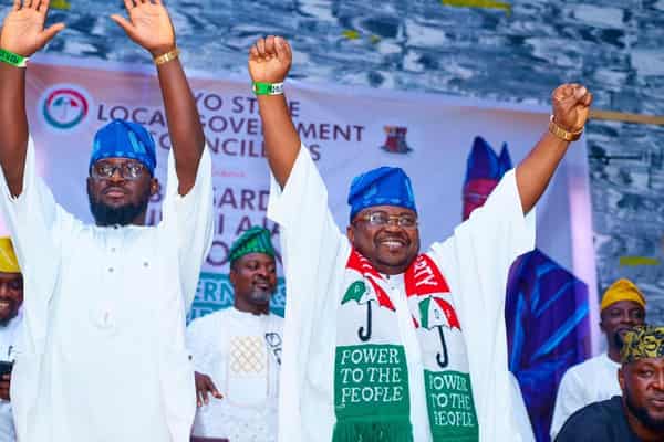 Ajadi meets Iseyin councillors, pledges to advance Makinde’s governance plan
