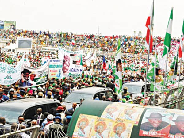 GEJ-IN-BENIN–5-2-15