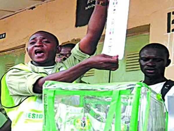 Nigeria-Election-Day-382px Copy