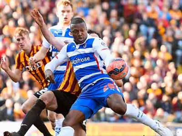 Yakubu-Aiyegbeni-Back-Pg-08_03_15