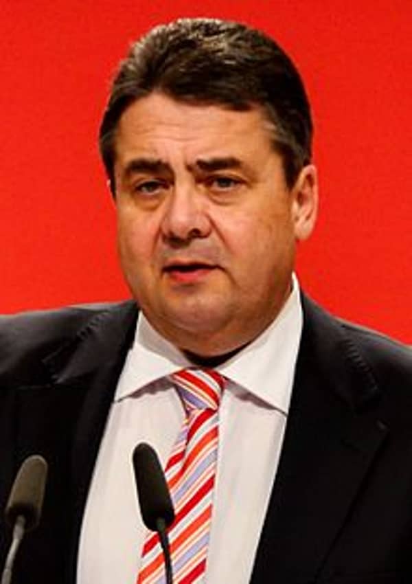Sigmar_Gabriel_(2013)