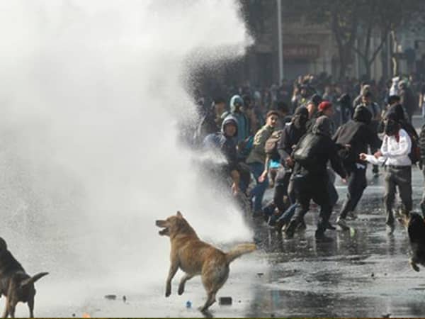 two student dead in chile