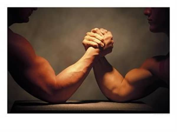 7a4be-arm_wrestling_01