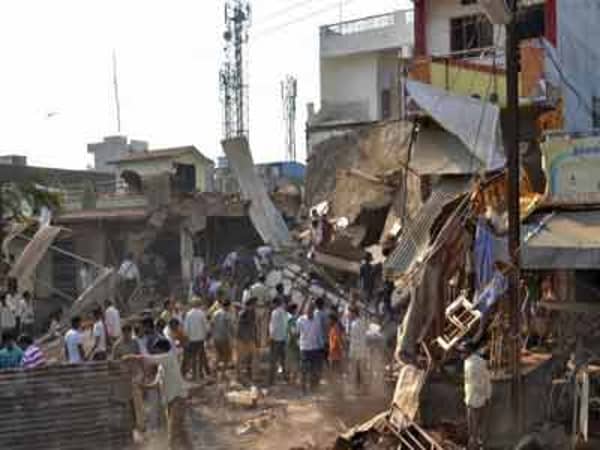 India-gas-cylinder-blast
