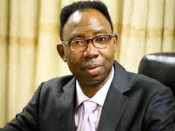 Bishop_olanrewaju_obembe-300×215