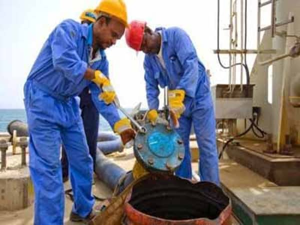 oil-workforce