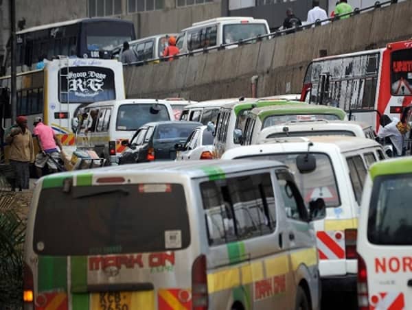 Giant Kenya traffic jam stretches to third day