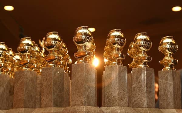 golden-globes-statues-1