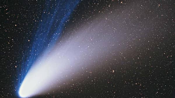 Hale-Bopp-Comet-1997–