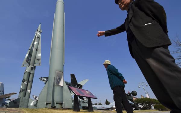 SKorea-NKorea-defence-diplomacy