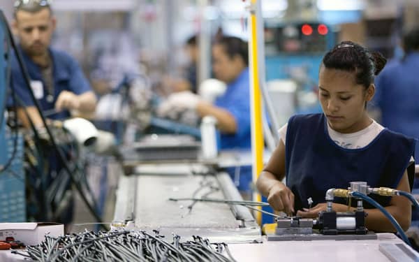 FILES-MEXICO-ECONOMY-MAQUILADORA