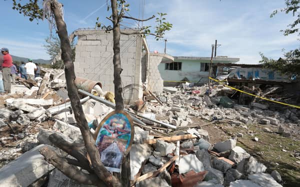 MEXICO-FIREWORKS-BLAST