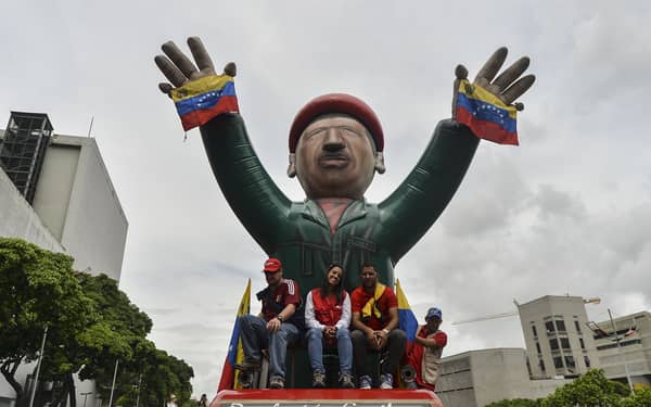 VENEZUELA-CRISIS-MADURO-SUPPORTERS