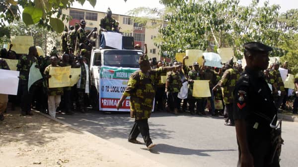 Nigeria Union of Teachers in protest (5)