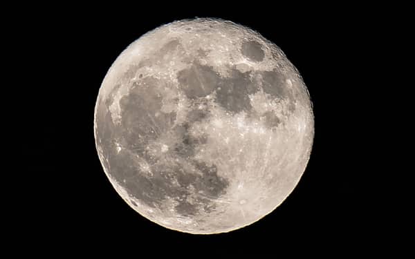 FILES-BRITAIN-SCIENCES-ASTRONOMY-SPACE-MOON