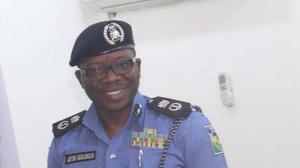 NEW-POLICE-COMMISSIONER-COURTESY-CALL-045-1024×683