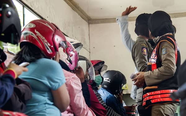 INDONESIA-LIFESTYLE-VALENTINE-RELIGION