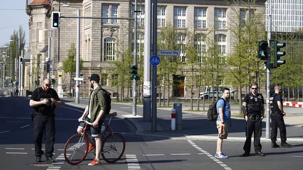 GERMANY-BOMB-WWII-EVACUATION