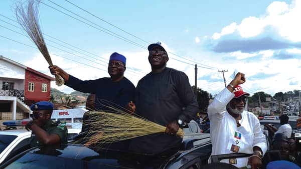 Adeyeye, Fayemi, Arakurin kkk