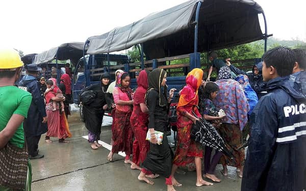 MYANMAR-BANGLADESH-UNREST-ROHINGYA-REFUGEE