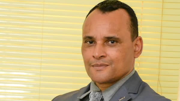 Rev.-Theodore-Effiong