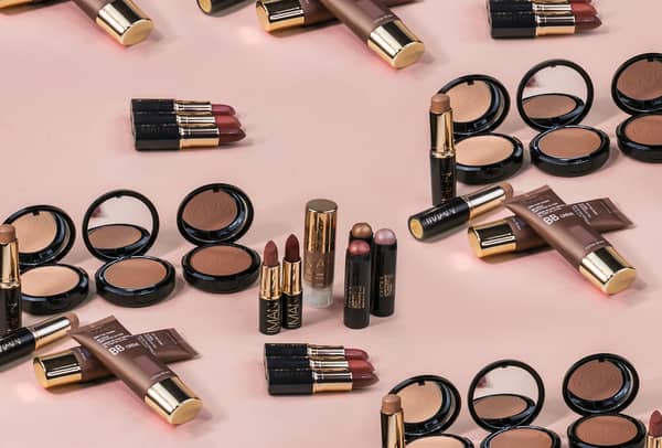 IMAN Cosmetics. Photo IMAN Cosmetics