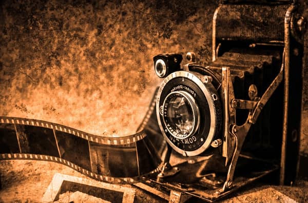 Camera film. Photo PublicDomainPictures, Pixabay
