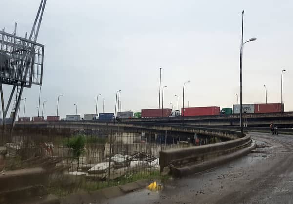Bribes, Beatings and Gridlock at Ports Choke Nigeria’s Economy