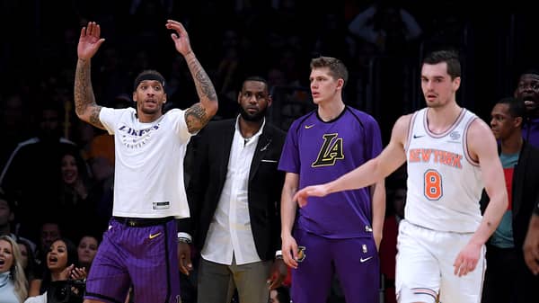 New York Knicks v Los Angeles Lakers