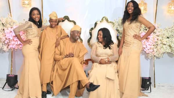 Pastor-Peter-Yakubu-&-family