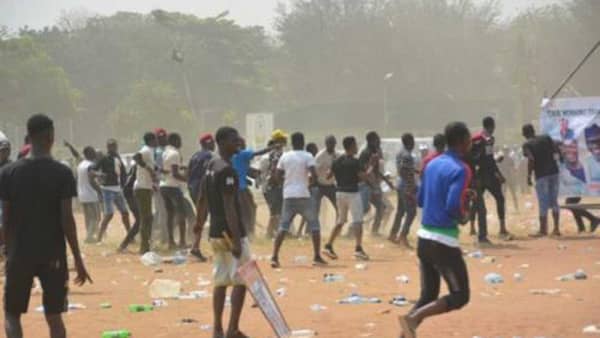 XGltYWdlc1xjb250ZW50XDE5MjAxOTQxNDQ1X2FwY2ZpZ2h0LmpwZ3w1MDB8MzAwfA==