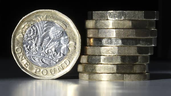 FILES-BRITAIN-EU-BREXIT-POLITICS-DELAY-POUND