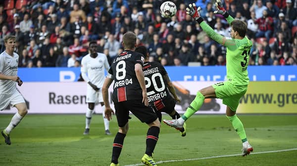 FBL-GER-BUNDESLIGA-LEVERKUSEN-FRANKFURT